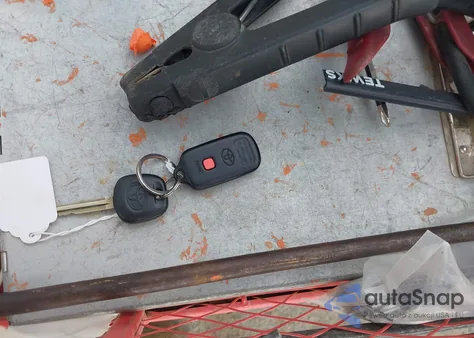 2005 Toyota Highlander V6 from USA, damaged, VIN JTEEP21AX50089163